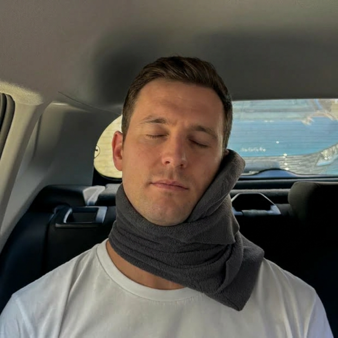 RCL™ TRAVEL PILLOW